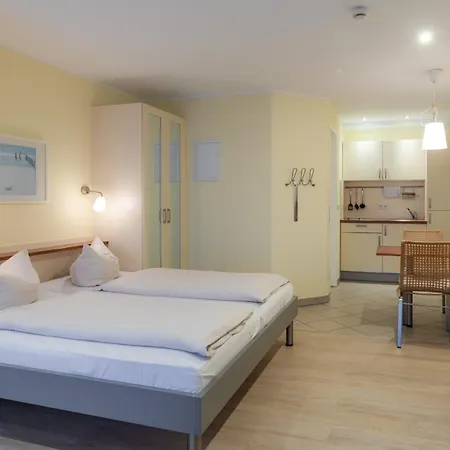 Strandlaeufer Classic 211 * Granzow