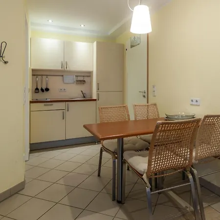 Apartment Strandlaeufer Classic 211 *